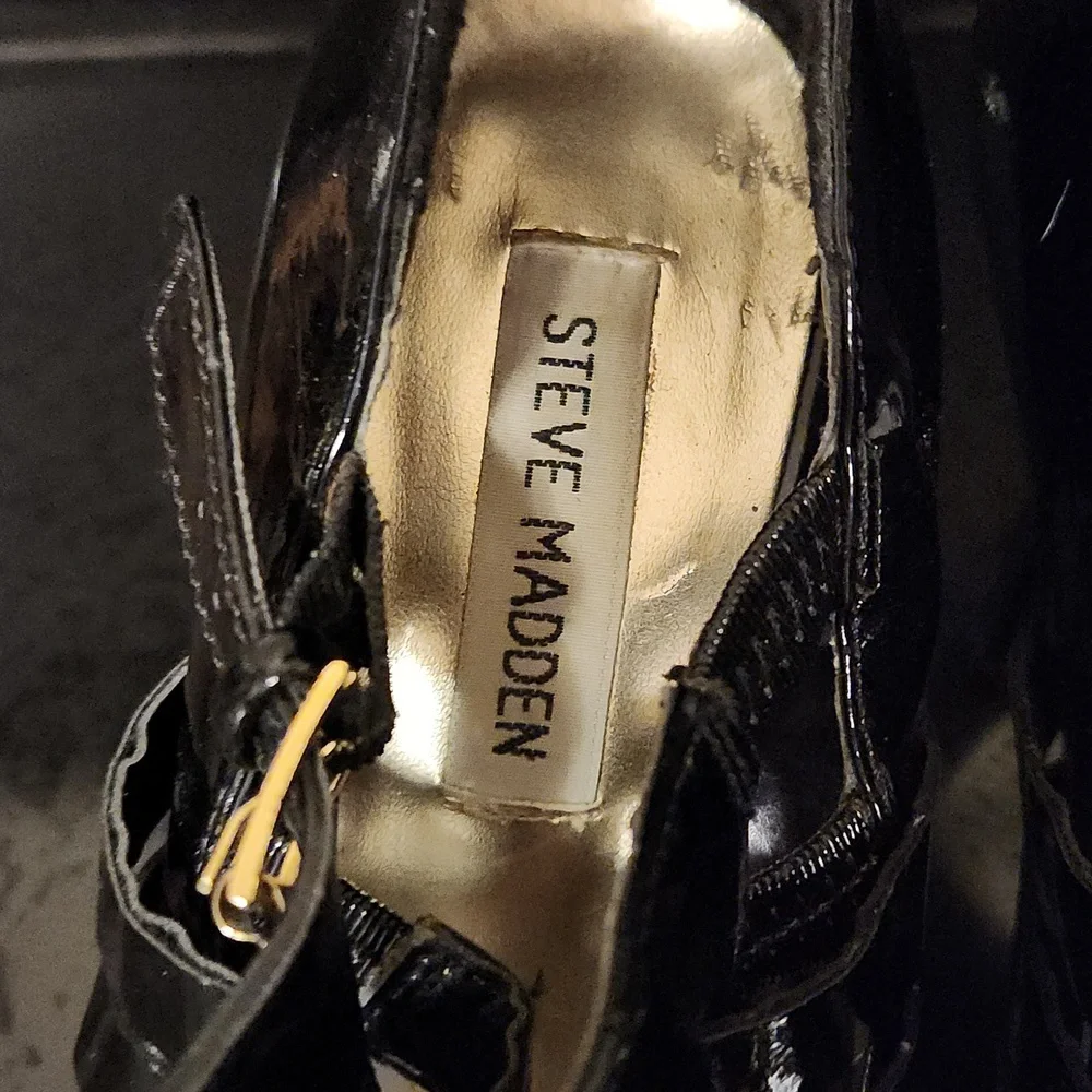 Steve Madden Black Patent Heels